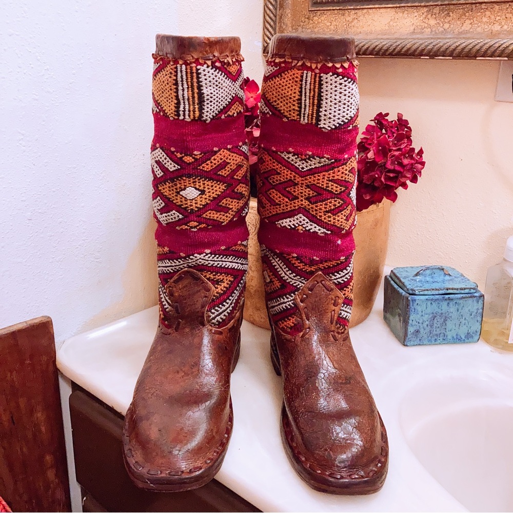 Santa Fe Authentic Leather Hand Made Custom Wool Rug Boots size 10M